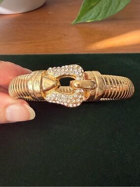 Vintage Style Goldtone Pave Crystal Rhinestone Buckle Omega Band Bracelet Gold